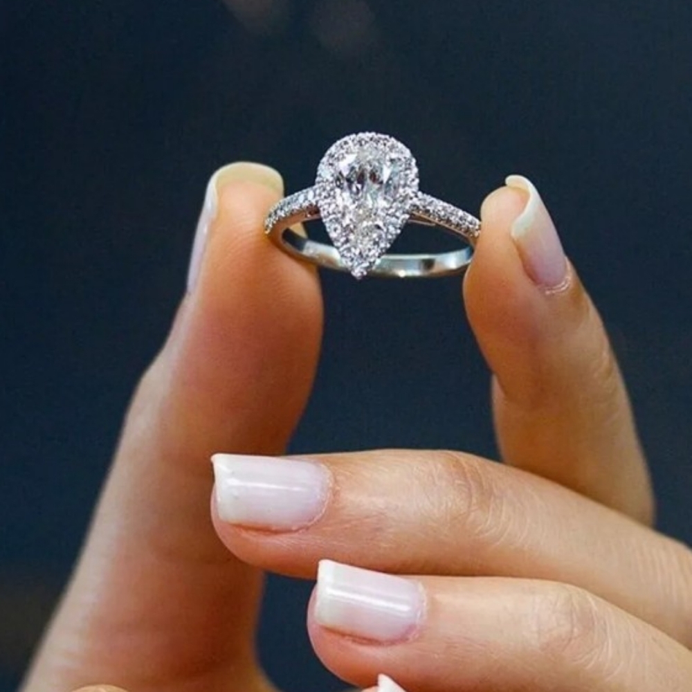 Rhinestone ring